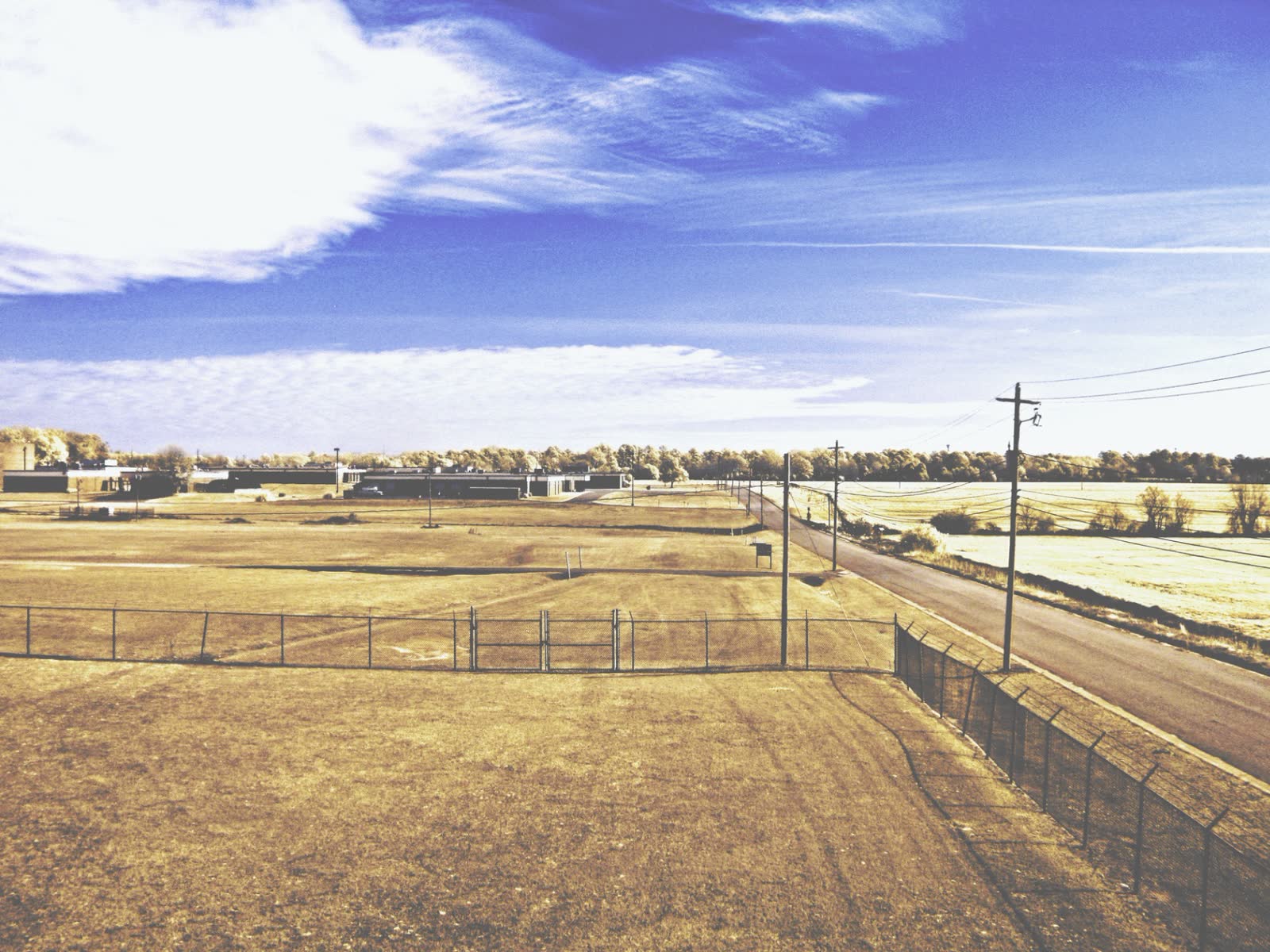 Vacant lot with clear road access in a Georgia town